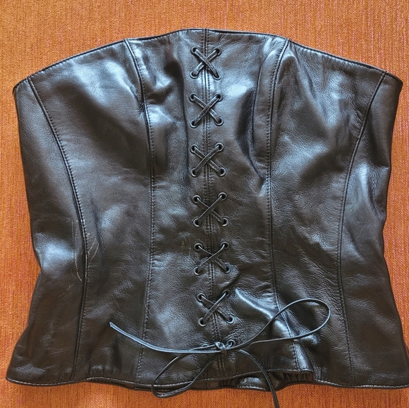 DANIER Black Leather Corset - Picture 3 of 8